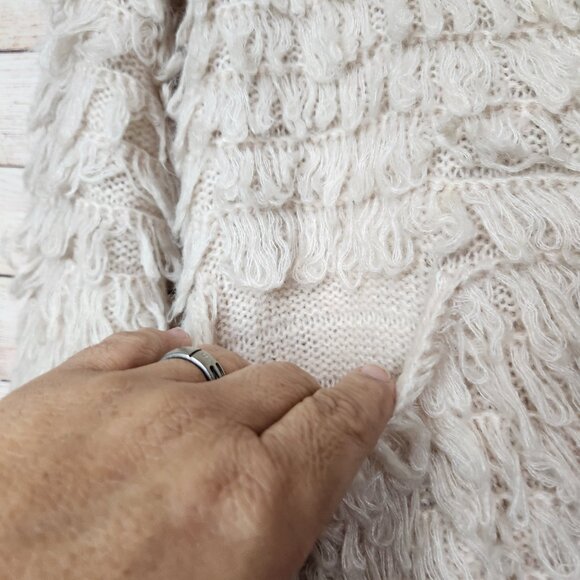 ASTR The Label Short Shaggy Loop Knit Cardigan Beige Sweater Size M Wool Blend - Picture 5 of 15